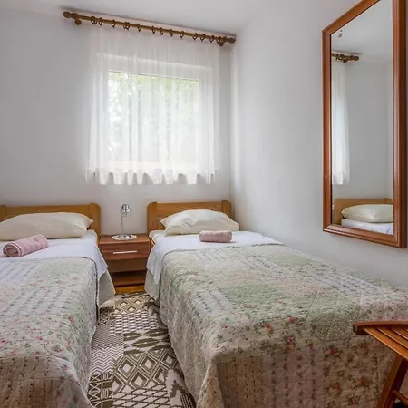 Buovac * Цриквеница