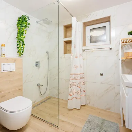 Buovac Апартаменты Цриквеница